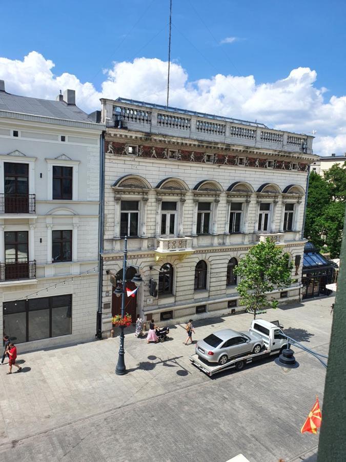 Prestige Aparthotel Piotrkowska 82 - Wyjatkowy Widok Na Deptak วูดช์ ภายนอก รูปภาพ